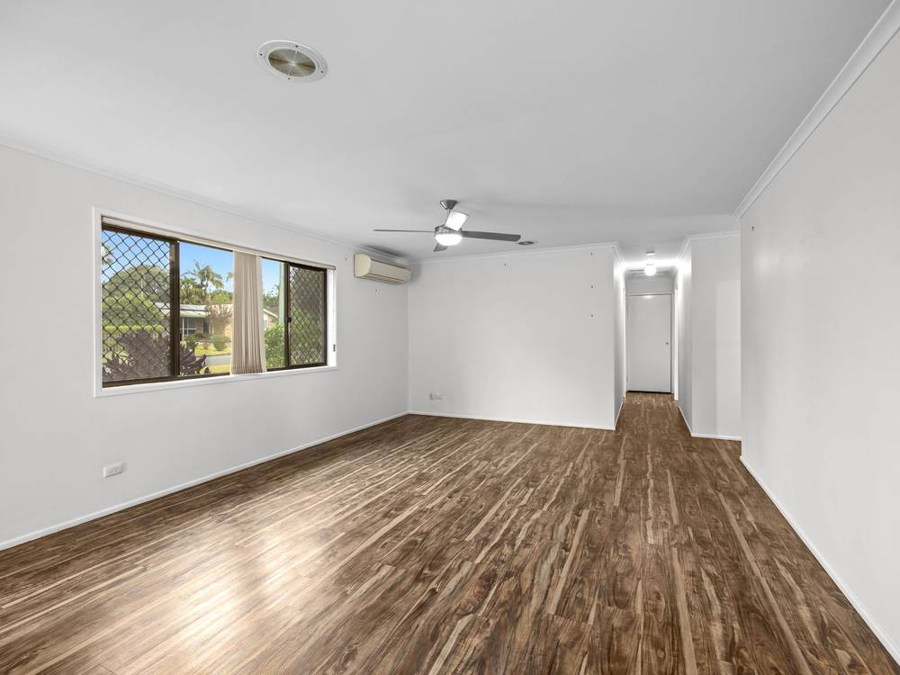 18 Tudor Court, BEERWAH, QLD 4519