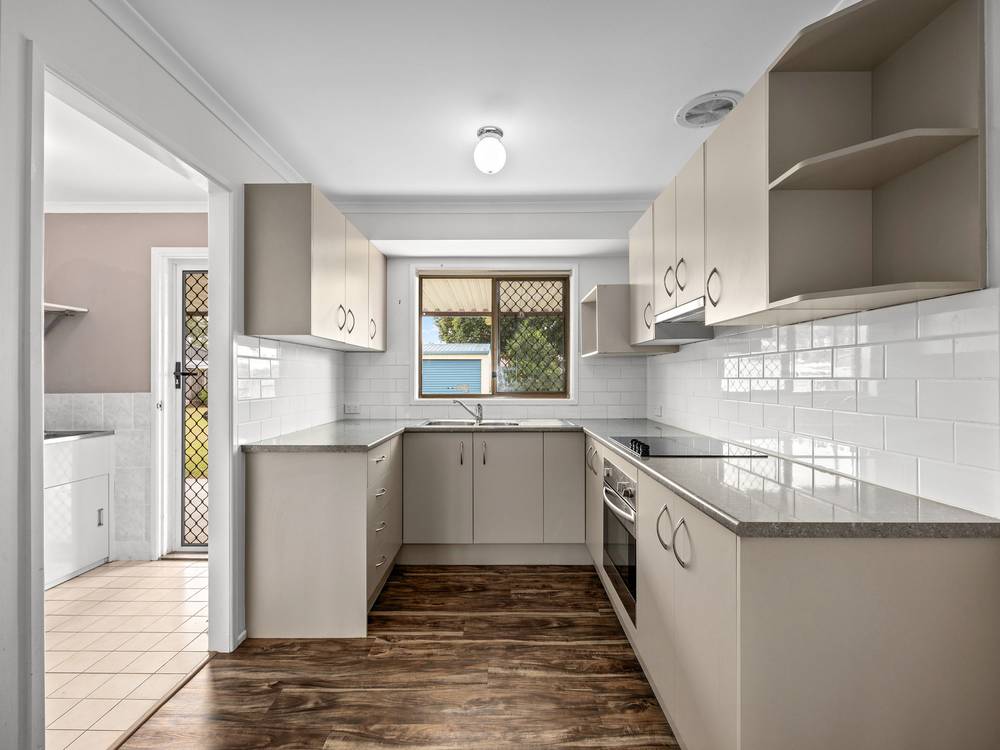 18 Tudor Court, BEERWAH, QLD 4519