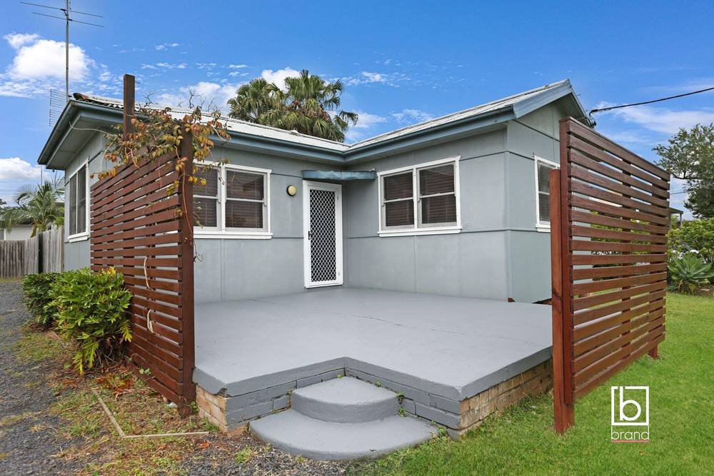 15 & 15a Third Avenue, TOUKLEY, NSW 2263