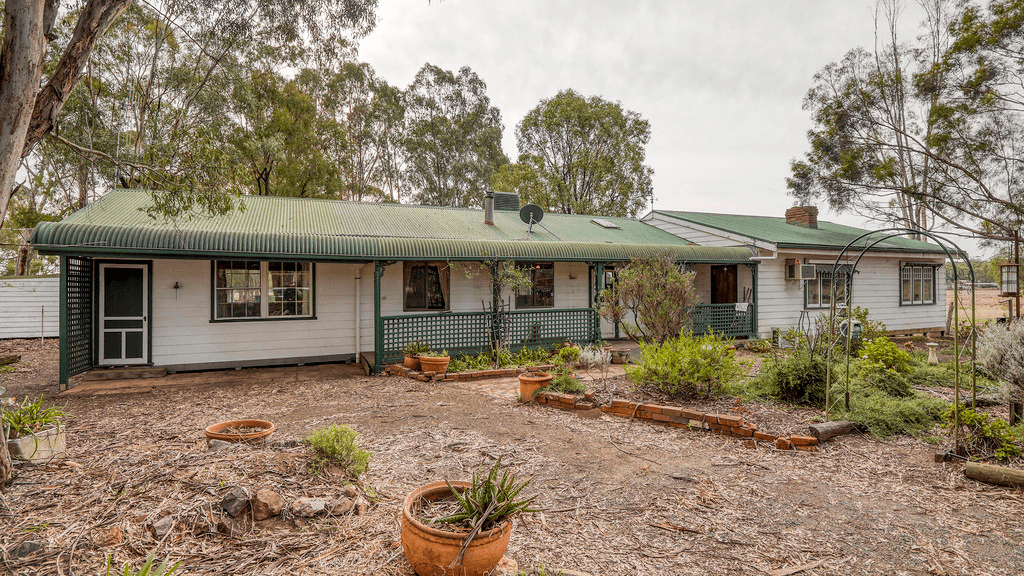 63 Gunn Road, RUSHWORTH, VIC 3612