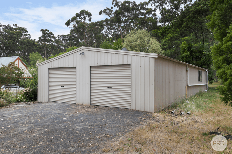 61 Tooheys Close, GORDON, VIC 3345