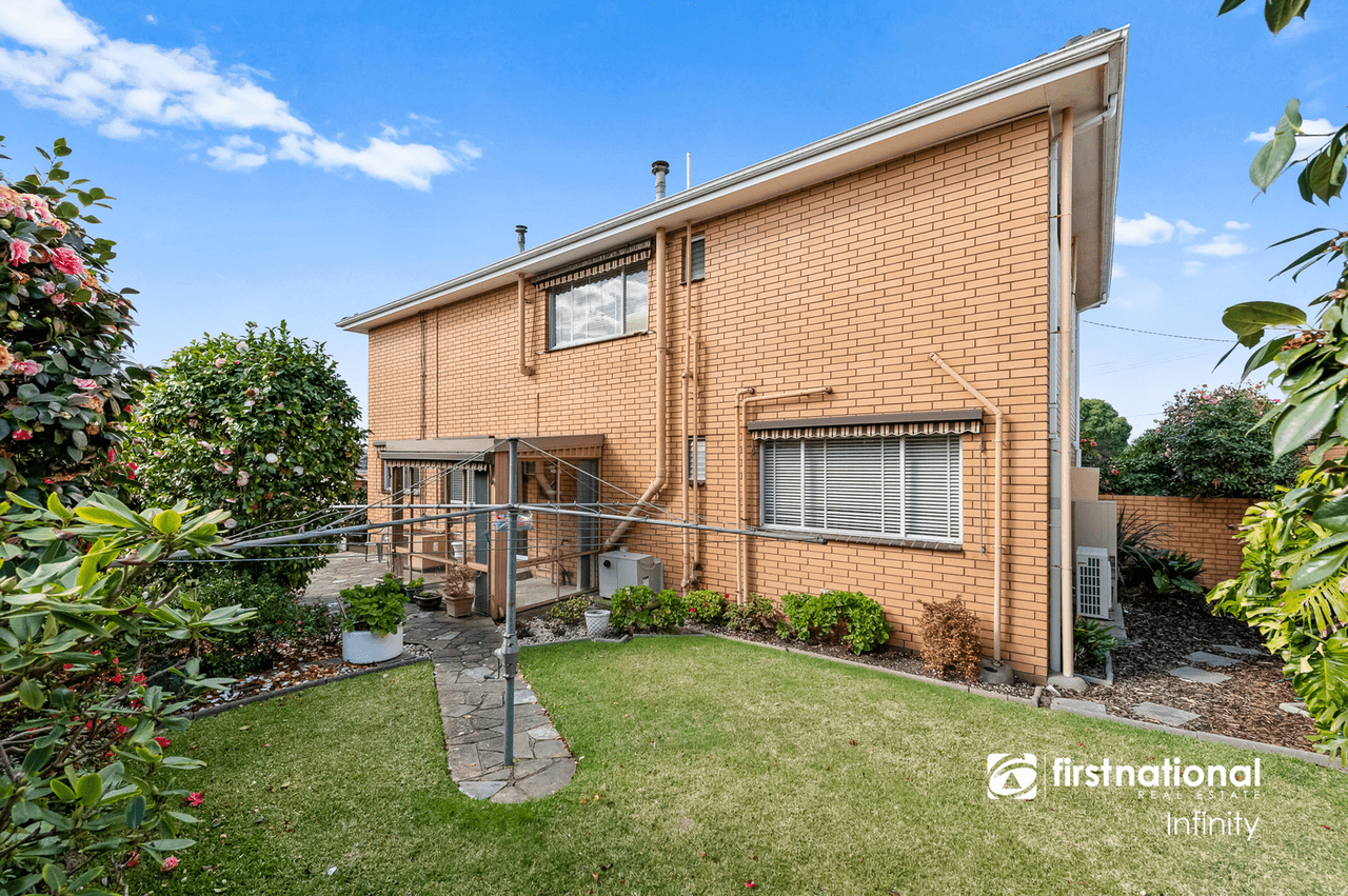 22 Sherwood Crescent, Dandenong North, VIC 3175