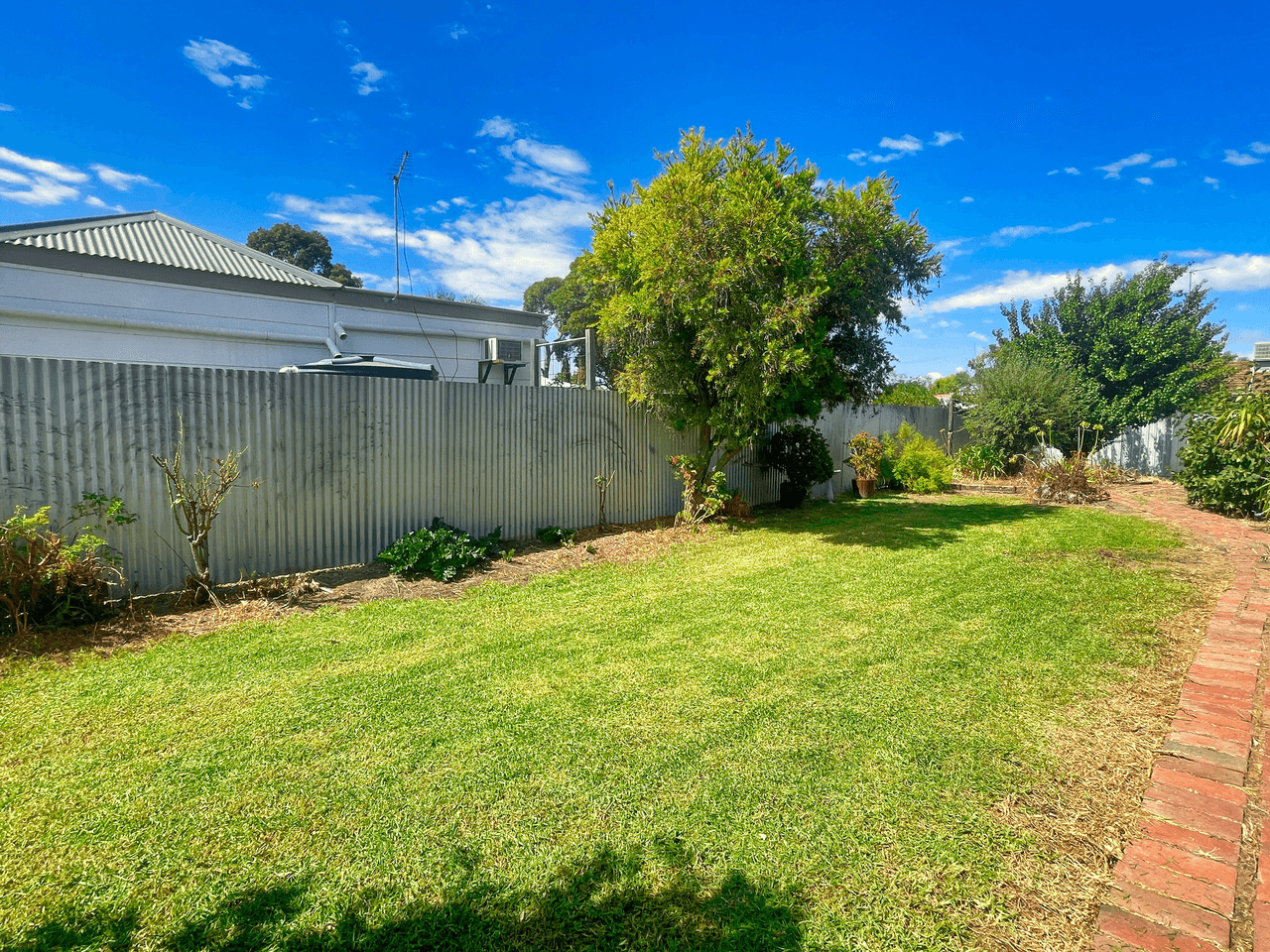 5 Dollar Avenue, HORSHAM, VIC 3400