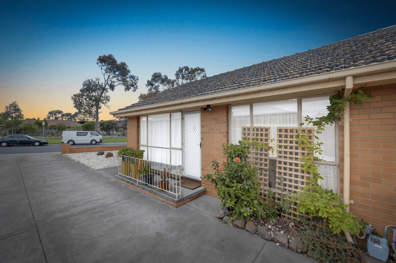 1/23 Grice Crescent, ESSENDON, VIC 3040