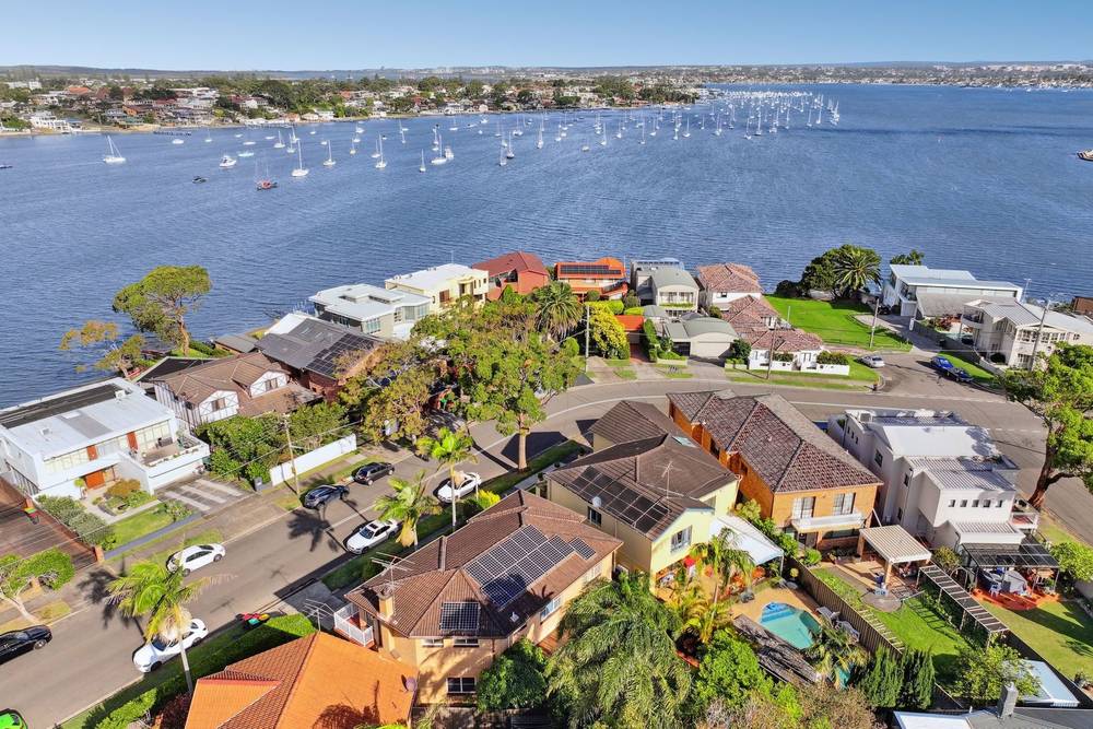 35 Carlton Crescent, Kogarah Bay, NSW 2217