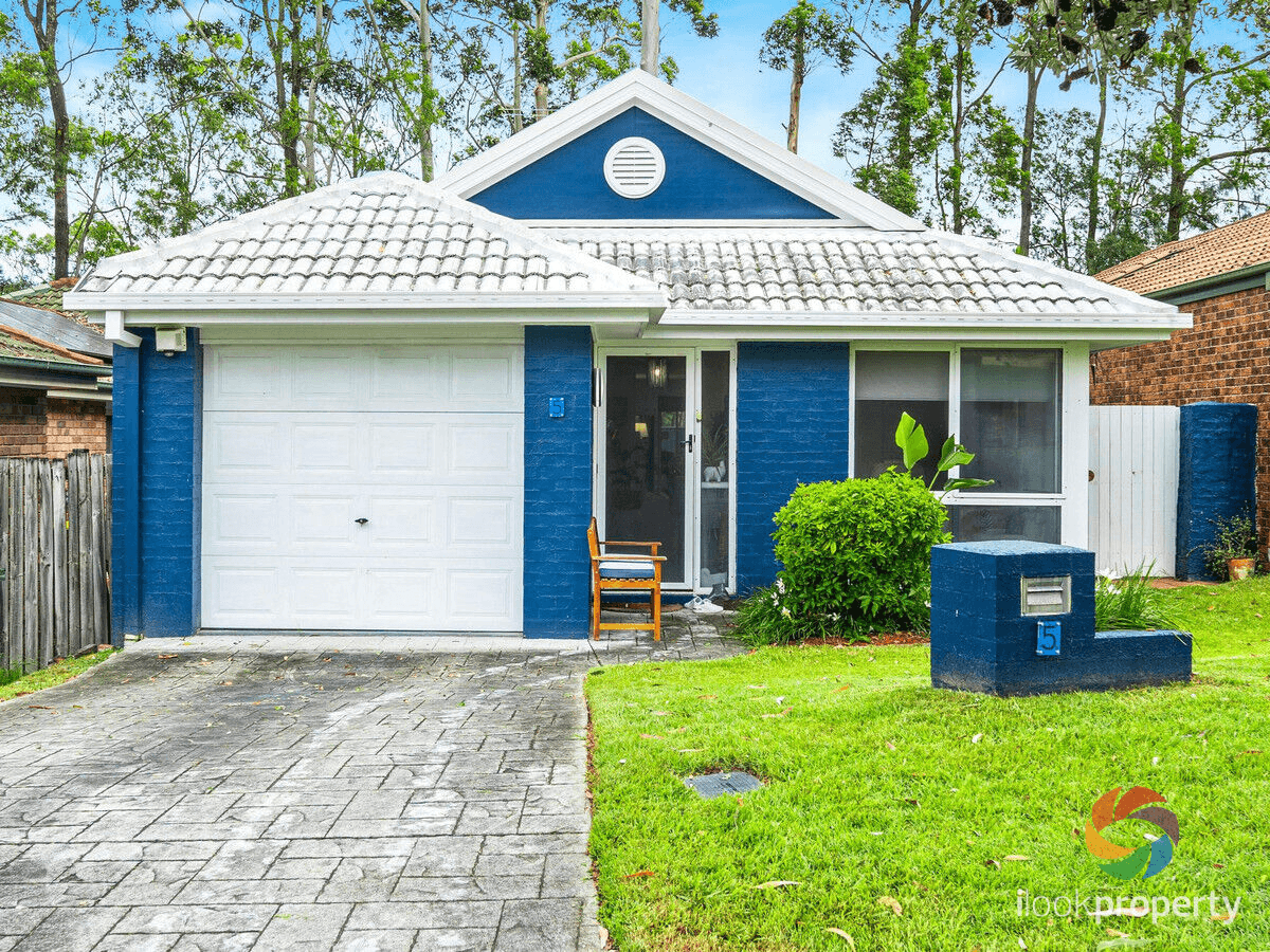 5 Teasel Crescent, Forest Lake, QLD 4078