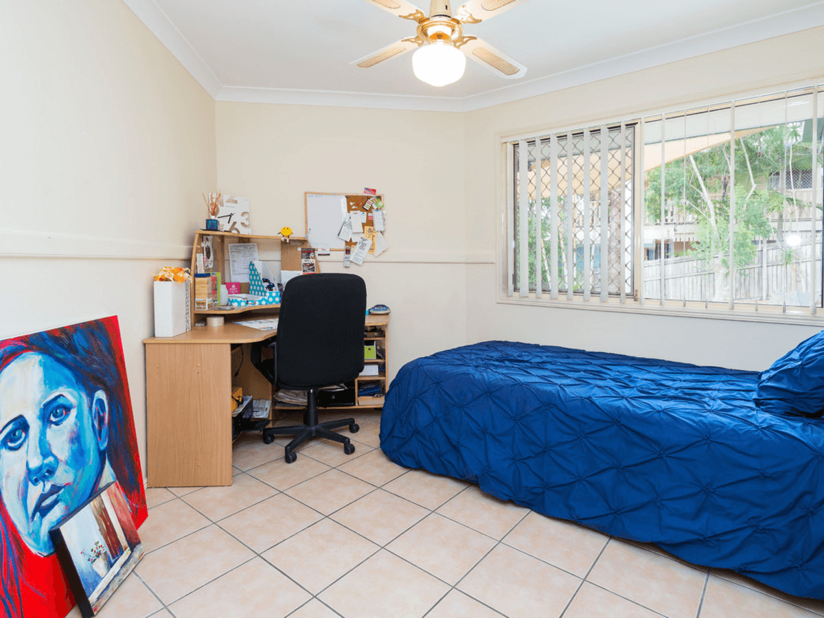 5 Pinehill Drive, Oxenford, QLD 4210