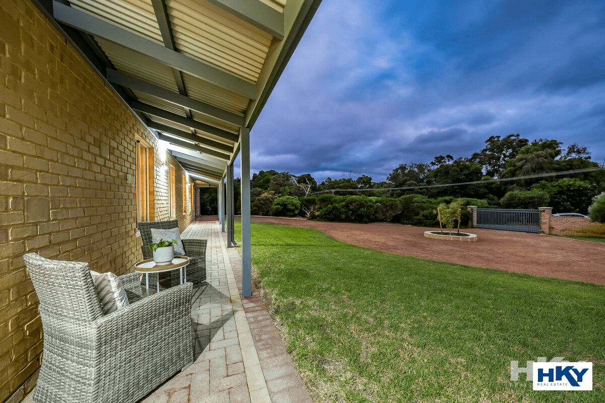 5 Champagne Terrace, The Vines, WA 6069