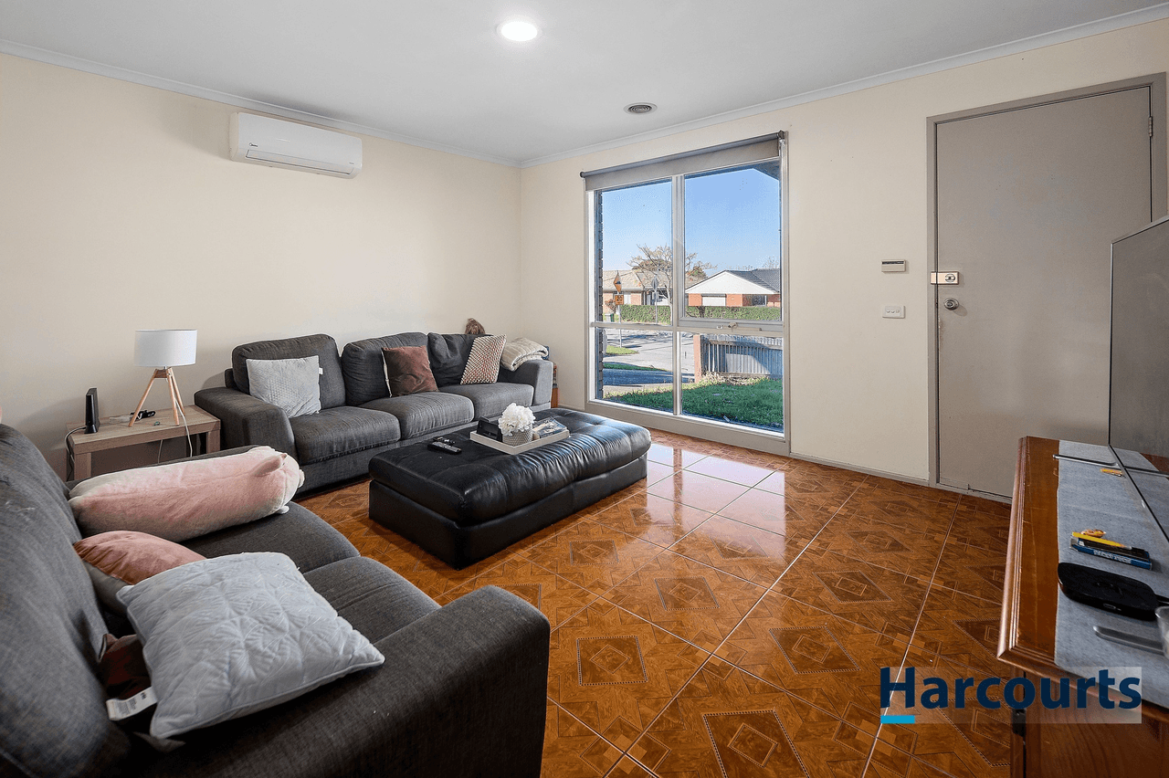 73 Courtenay Avenue, Cranbourne North, VIC 3977