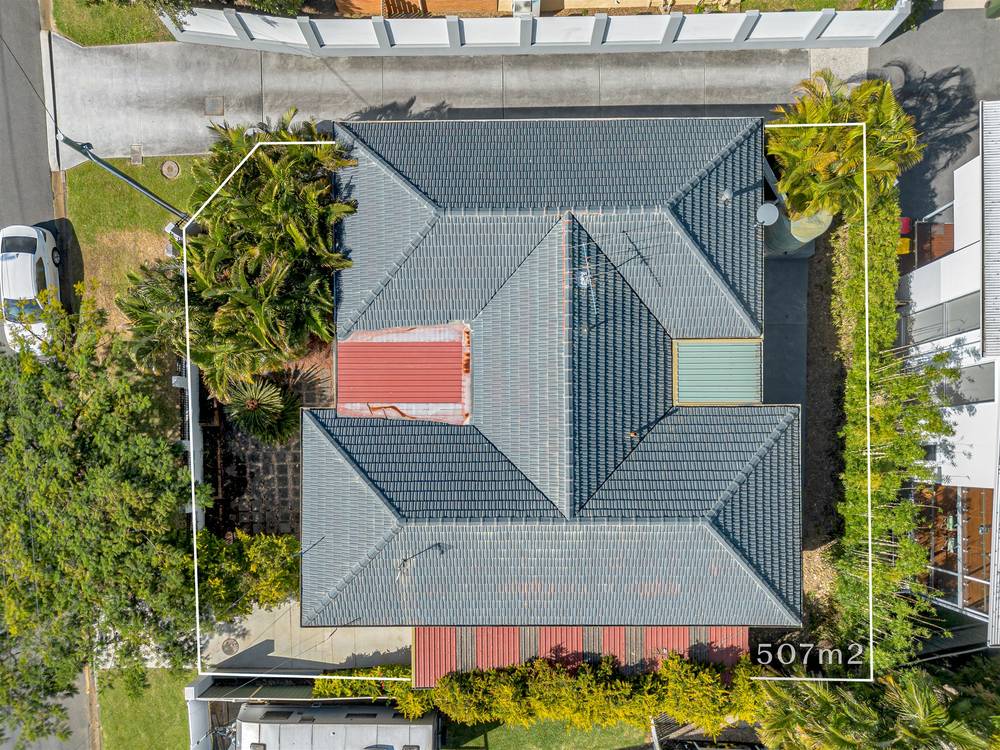 7 Rolle Street, HOLLAND PARK WEST, QLD 4121