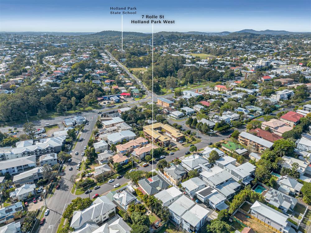 7 Rolle Street, HOLLAND PARK WEST, QLD 4121