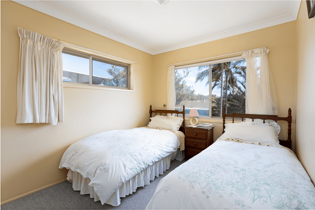 92 Griffith Road, SCARBOROUGH, QLD 4020