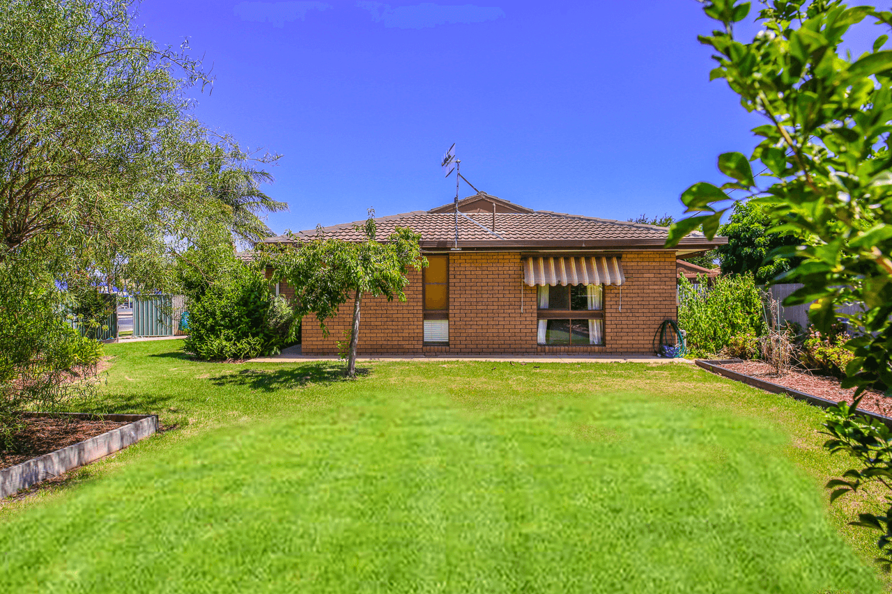 400 Harfleur Street, DENILIQUIN, NSW 2710