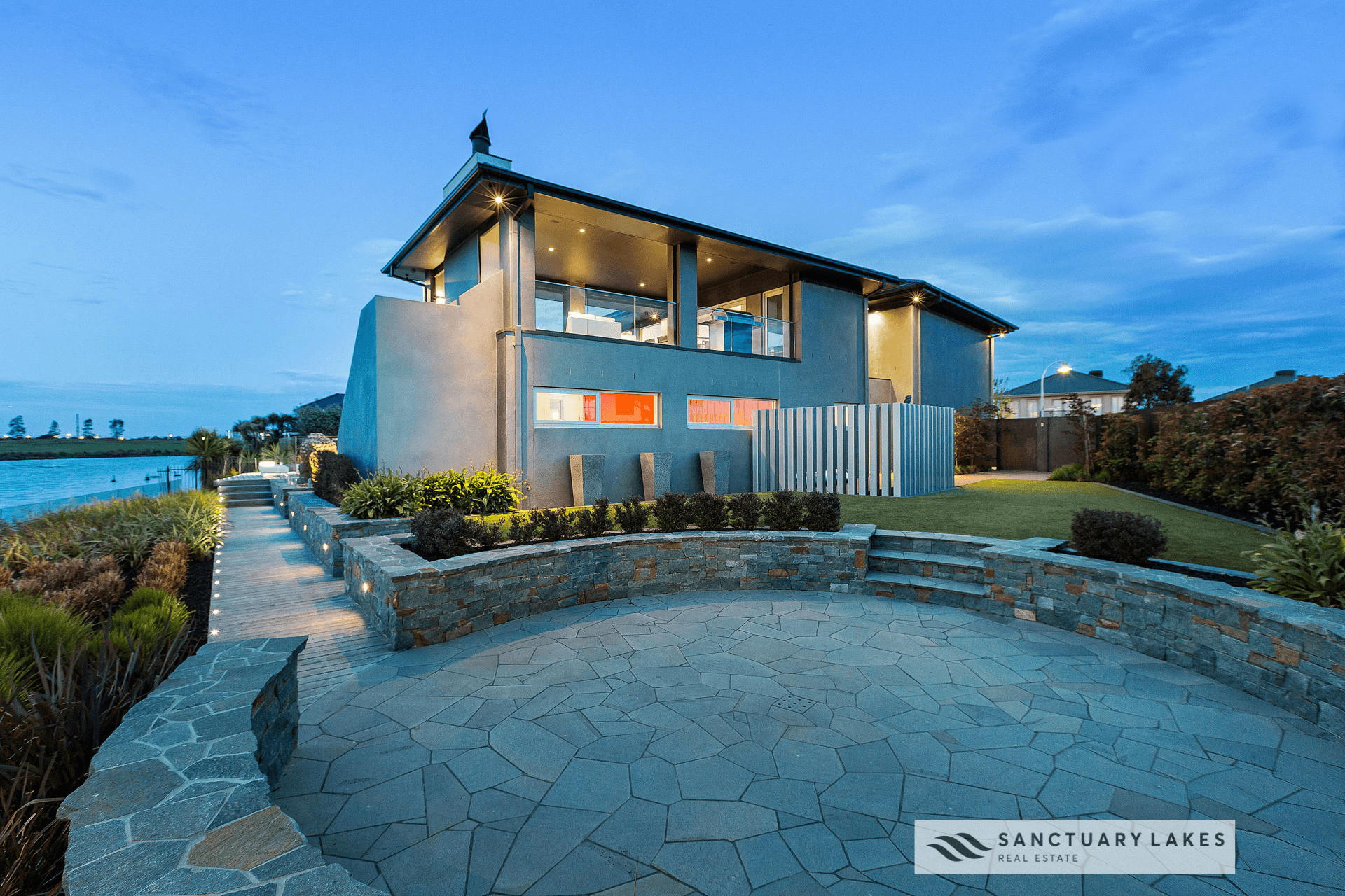 19 Panorama Way, SANCTUARY LAKES, VIC 3030