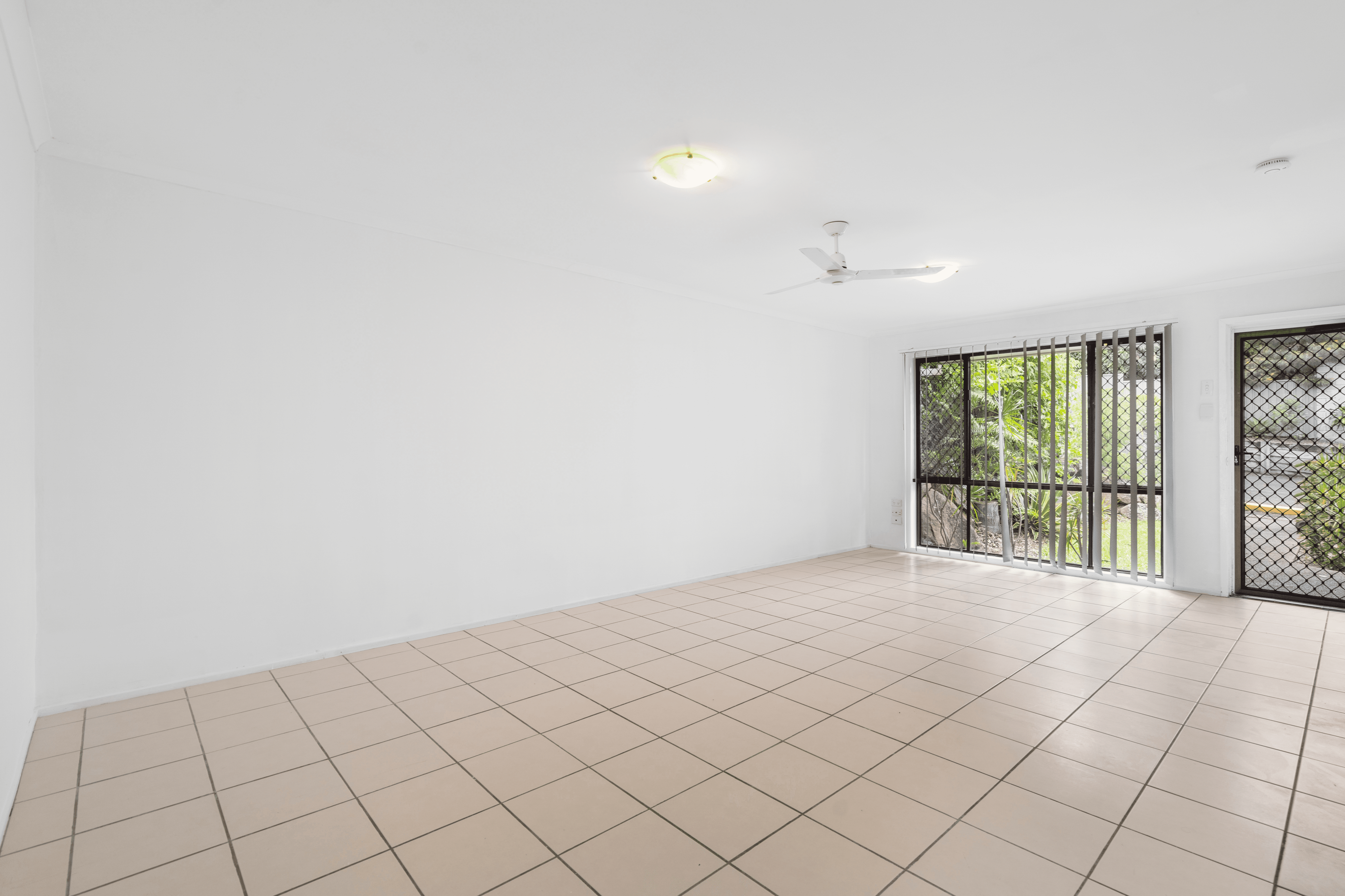 33/31 Nyanza Street, WOODRIDGE, QLD 4114