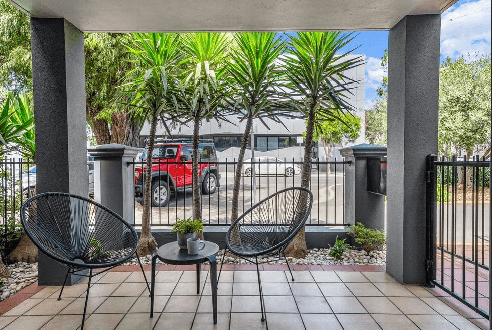 2/33 Princes Street, Port Melbourne, VIC 3207