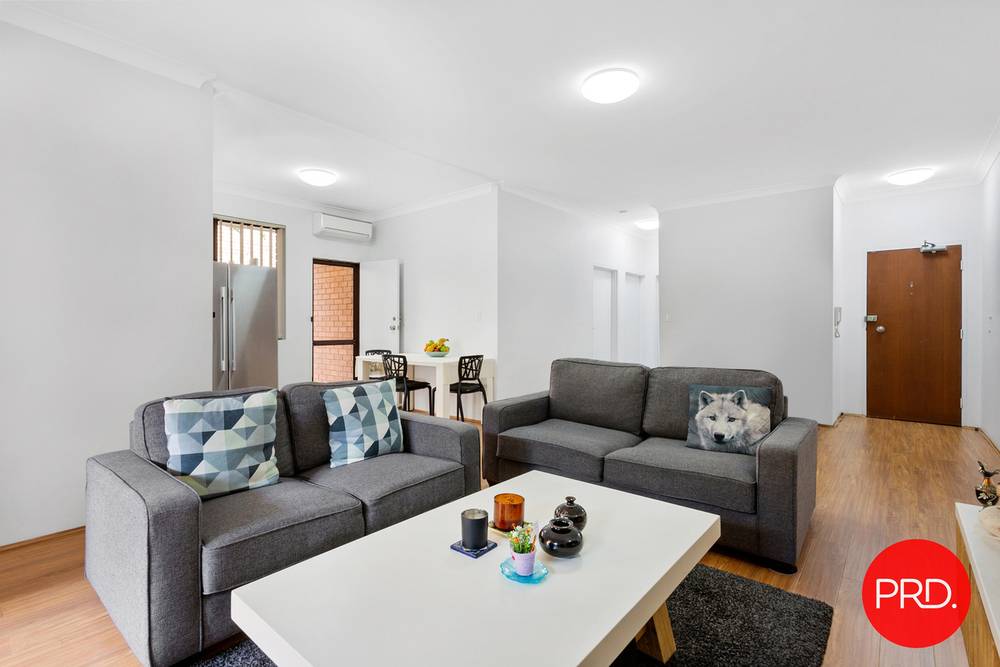2/2-4 Carnarvon Street, CARLTON, NSW 2218