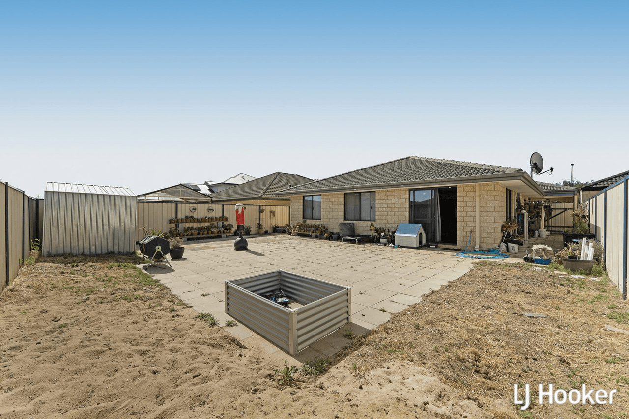 8 Leeuwin Chase, BERTRAM, WA 6167