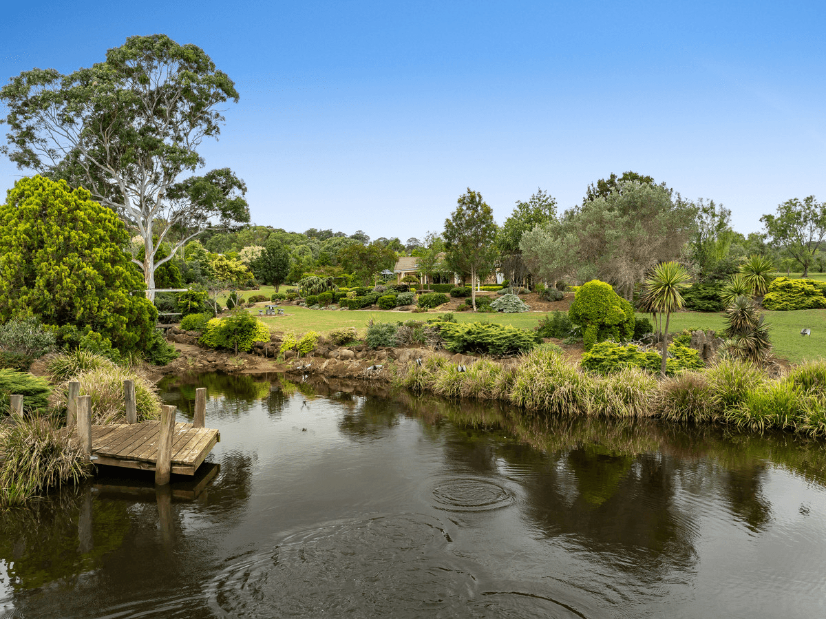 24-26 Stark Drive, Vale View, QLD 4352