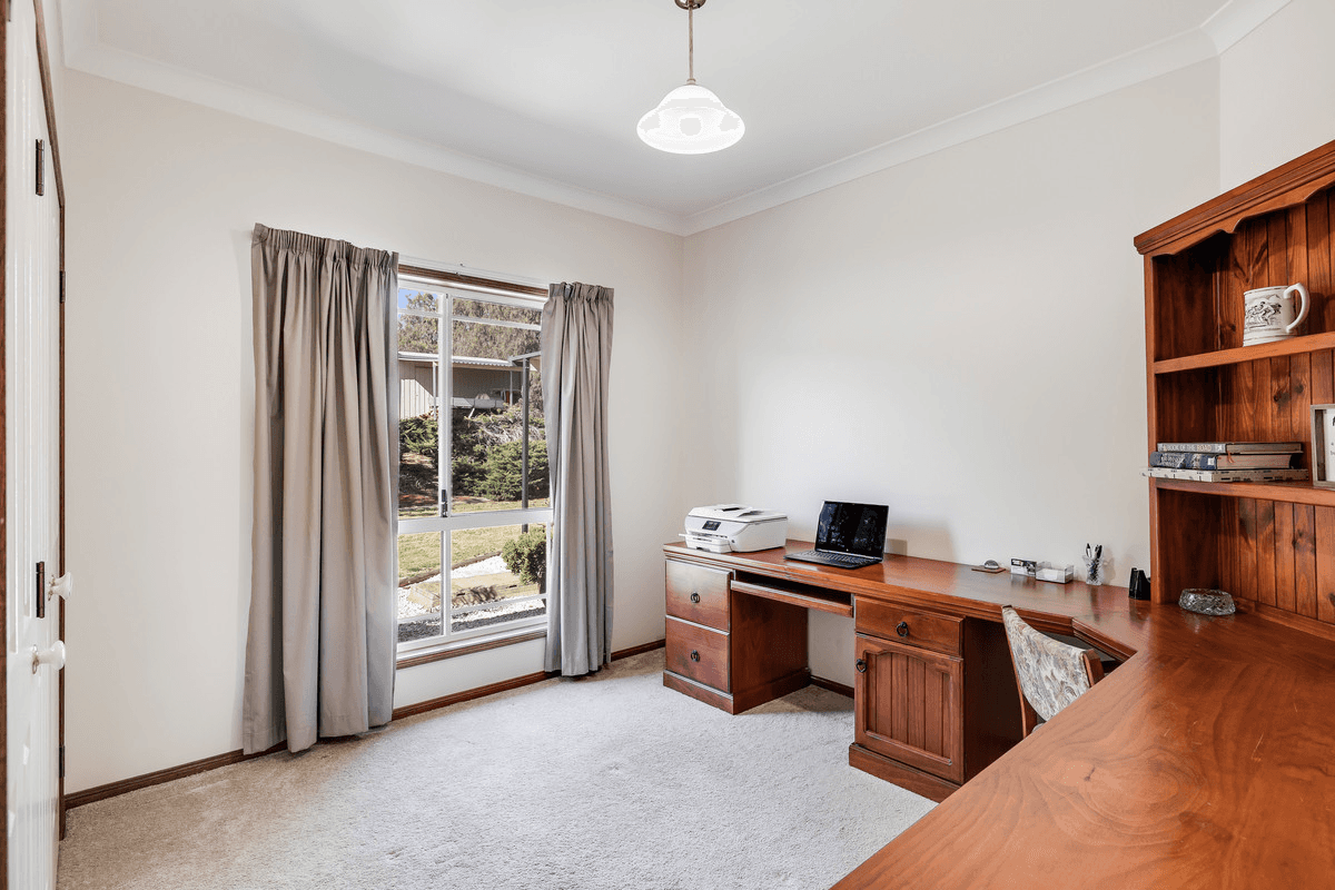 24-26 Stark Drive, Vale View, QLD 4352