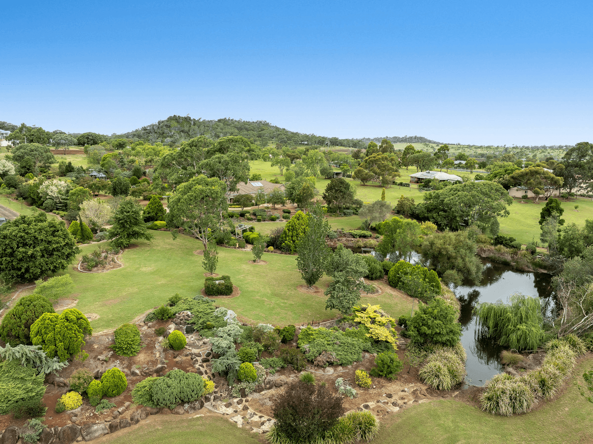 24-26 Stark Drive, Vale View, QLD 4352