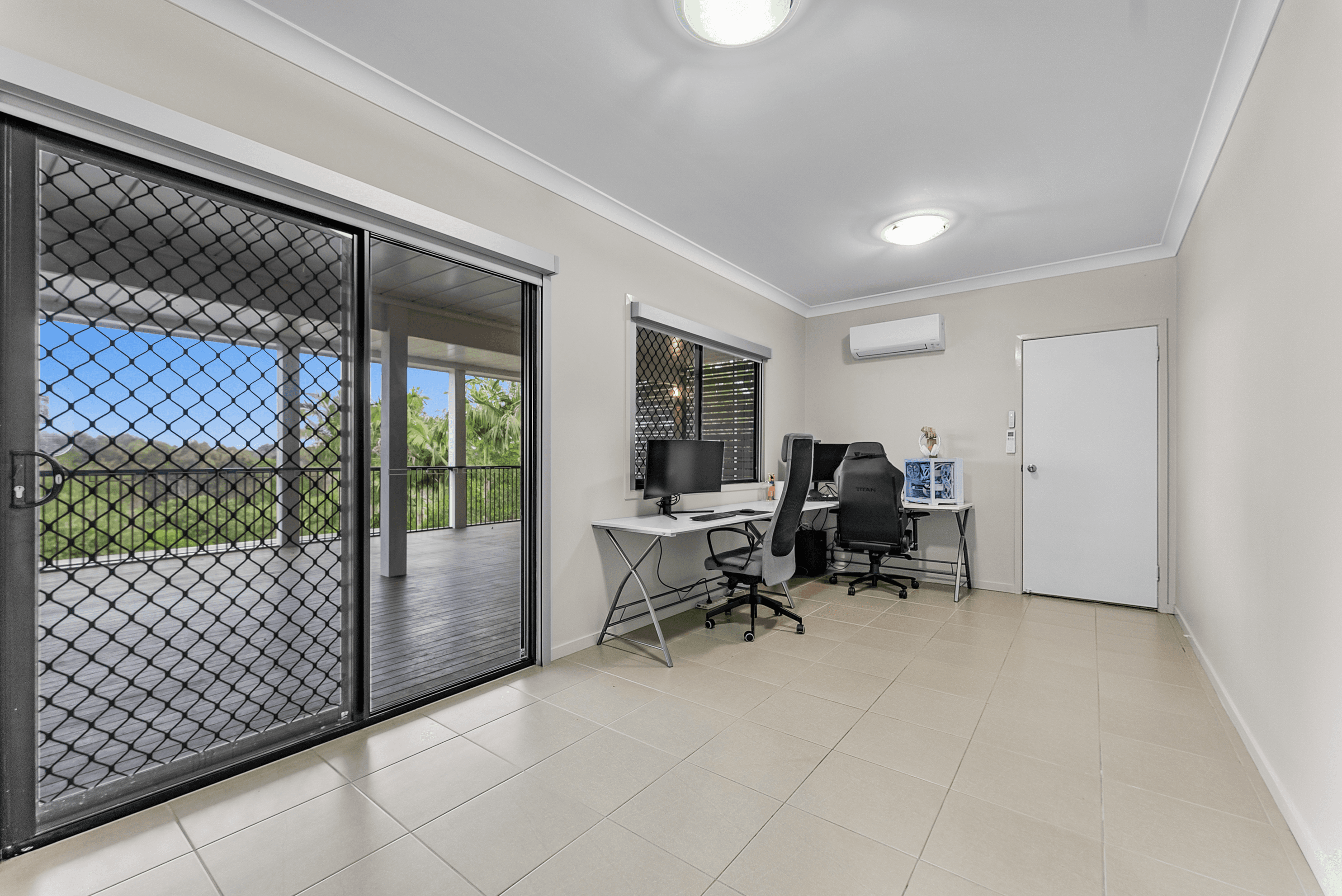 10 Wallers Court, PETRIE, QLD 4502