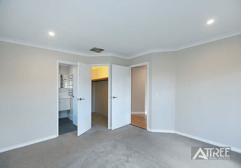 10 Consulate Court, THORNLIE, WA 6108