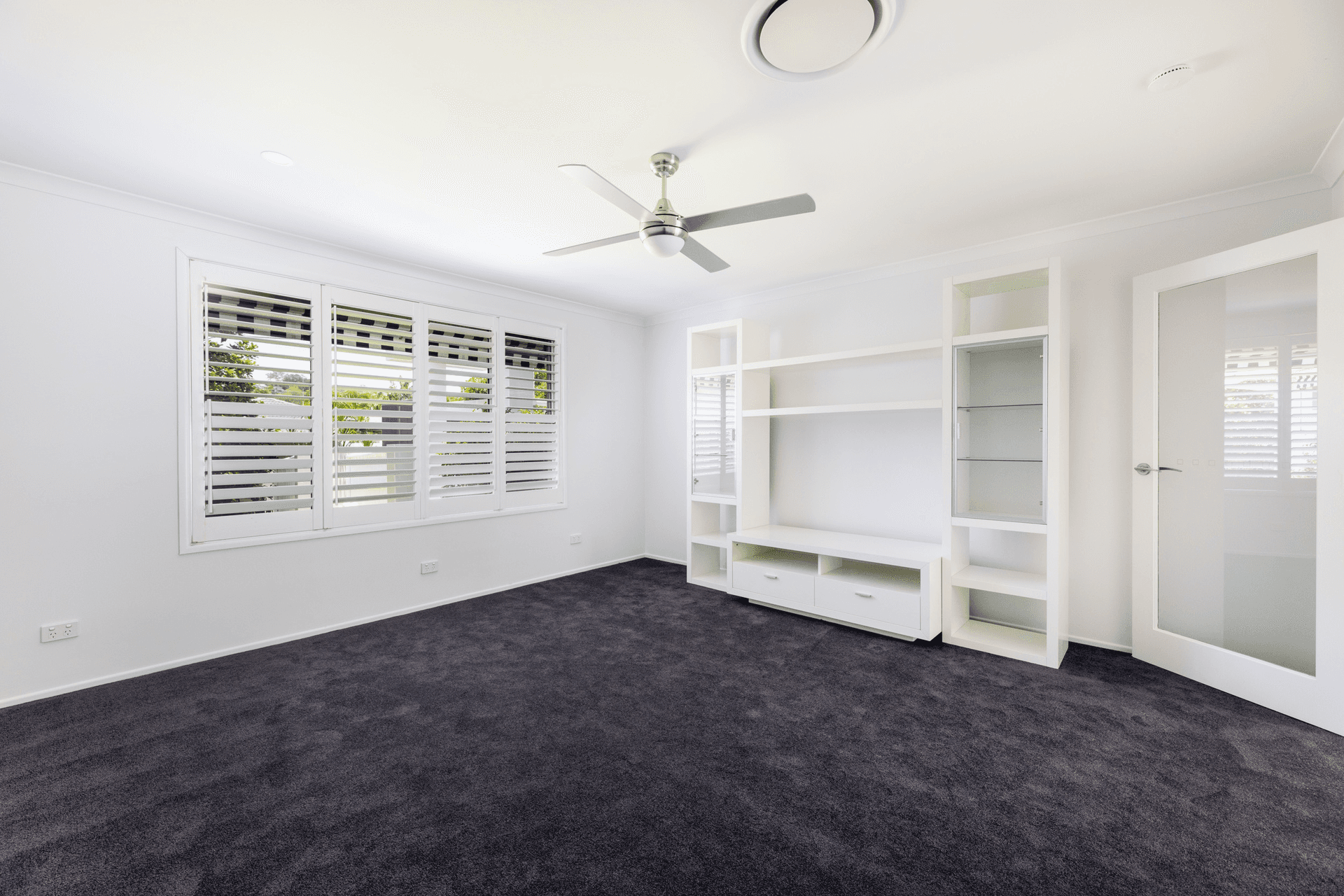 13 Kestrel Drive, Burleigh Waters, QLD 4220