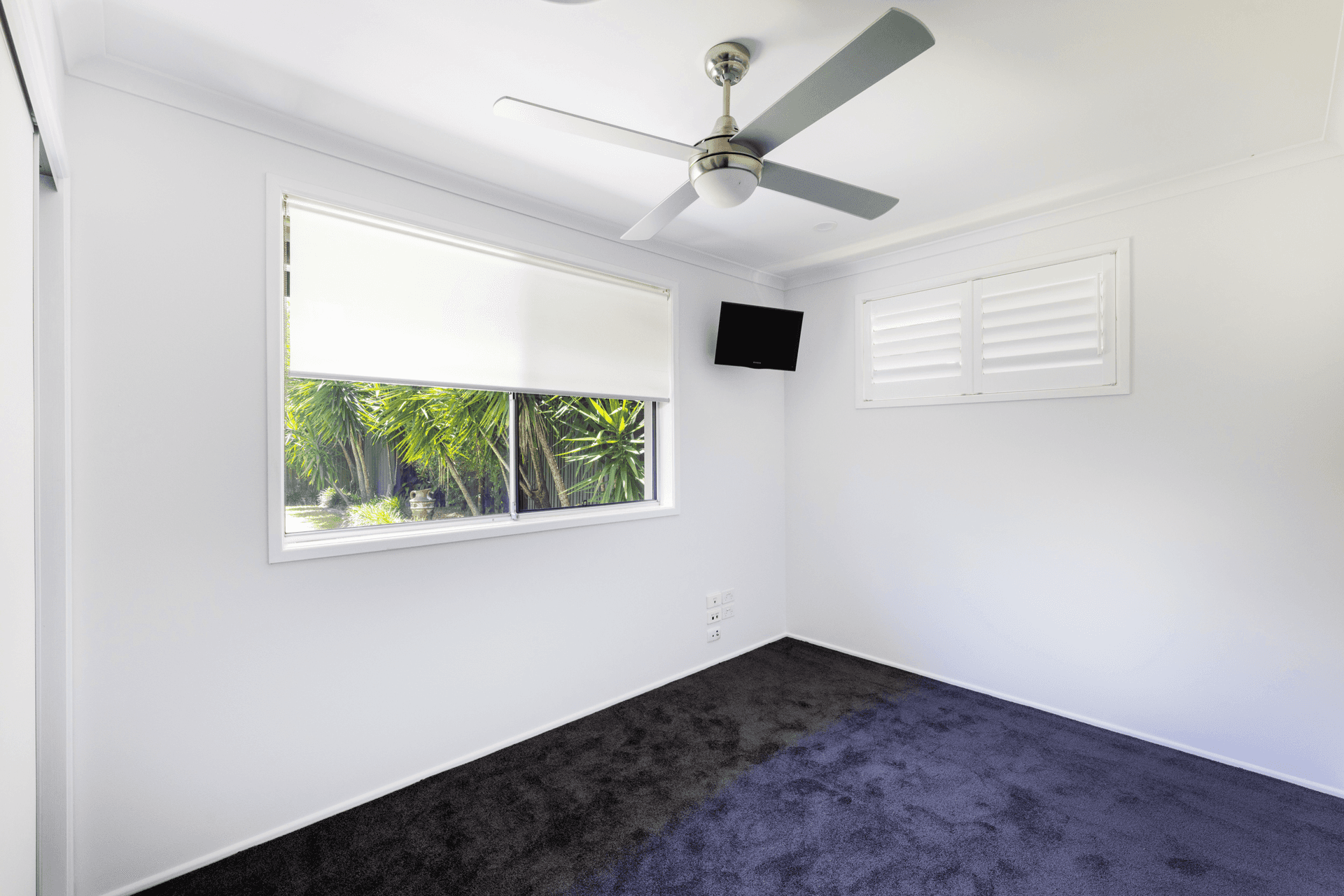 13 Kestrel Drive, Burleigh Waters, QLD 4220