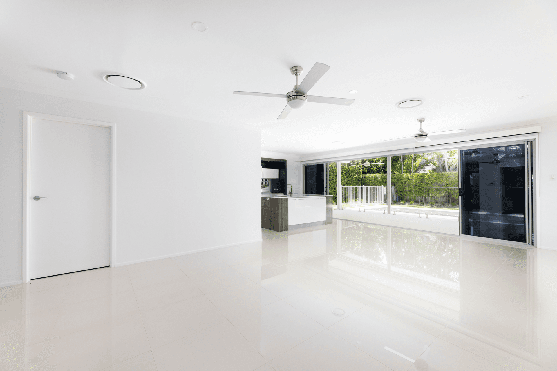 13 Kestrel Drive, Burleigh Waters, QLD 4220