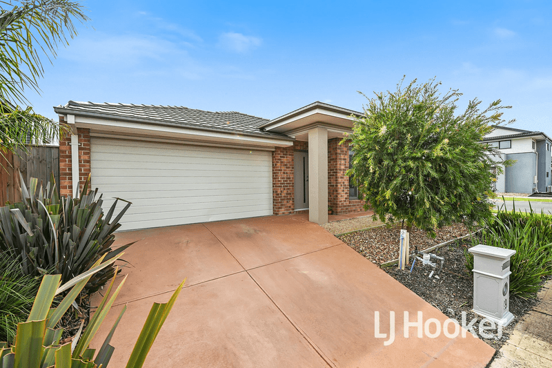 9 Deegan Way, CRANBOURNE EAST, VIC 3977