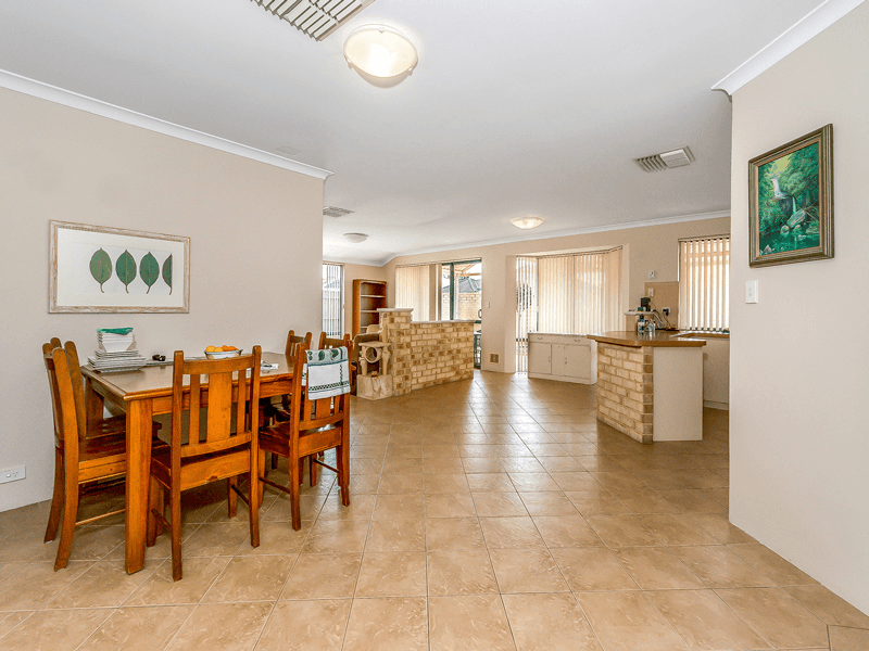 9 AUDLEY PLACE,, CANNING VALE, WA 6155