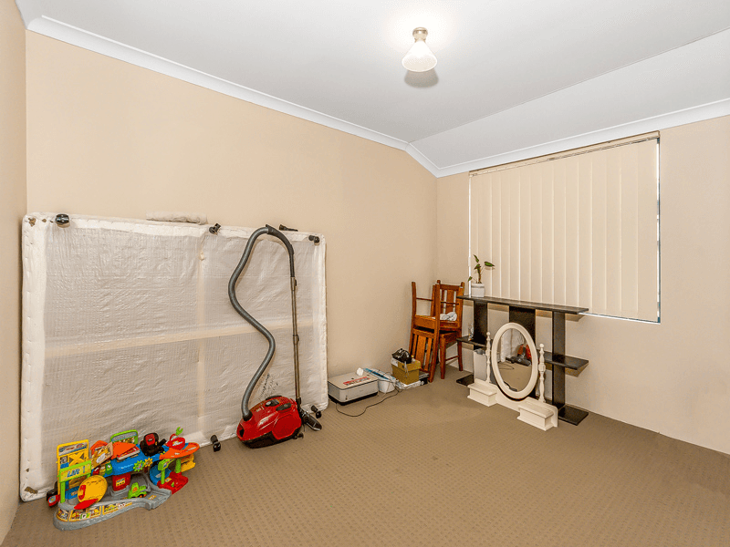 9 AUDLEY PLACE,, CANNING VALE, WA 6155