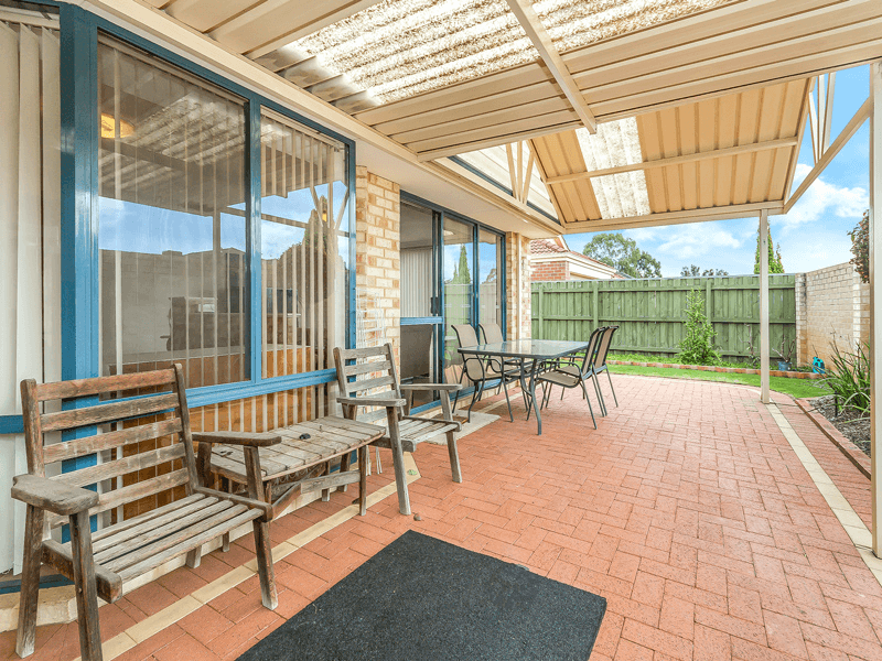 9 AUDLEY PLACE,, CANNING VALE, WA 6155