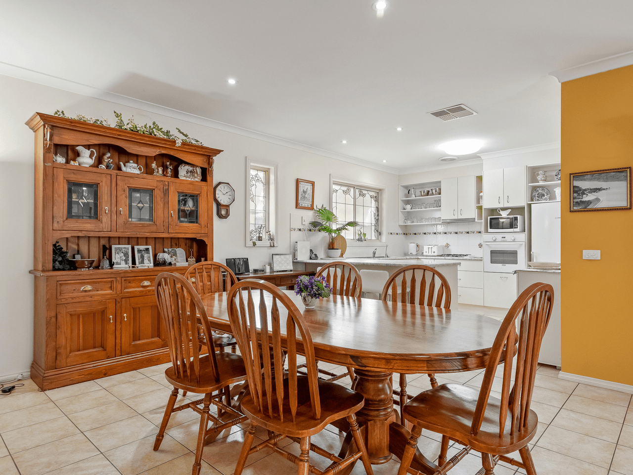 27 Hartigan Street, THURGOONA, NSW 2640