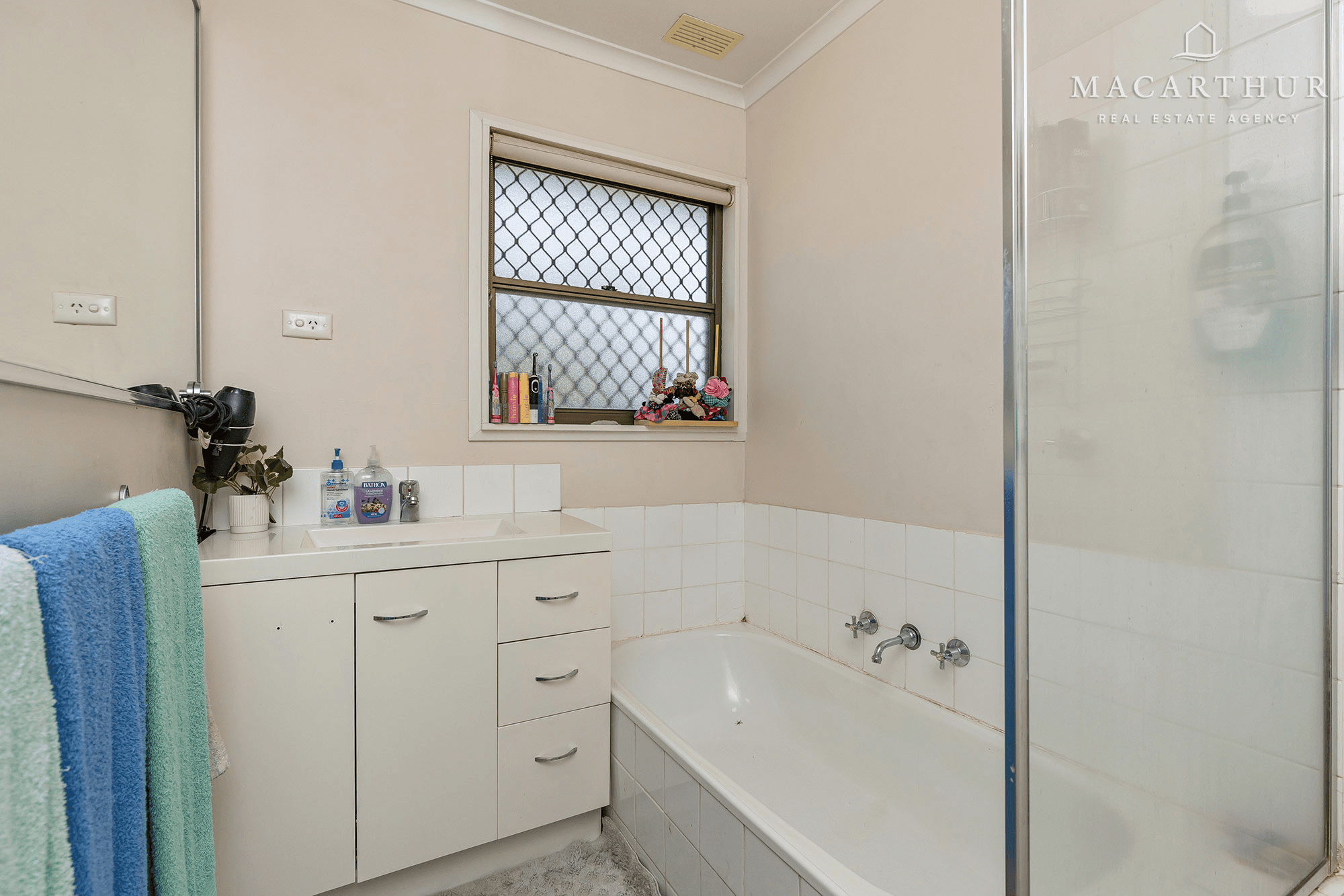 157 Raye Street, Tolland, NSW 2650
