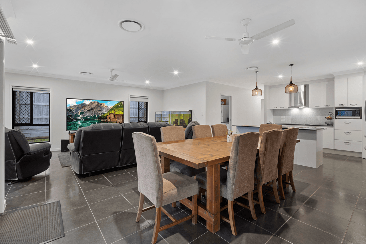 11 Verdi Street, YARRABILBA, QLD 4207