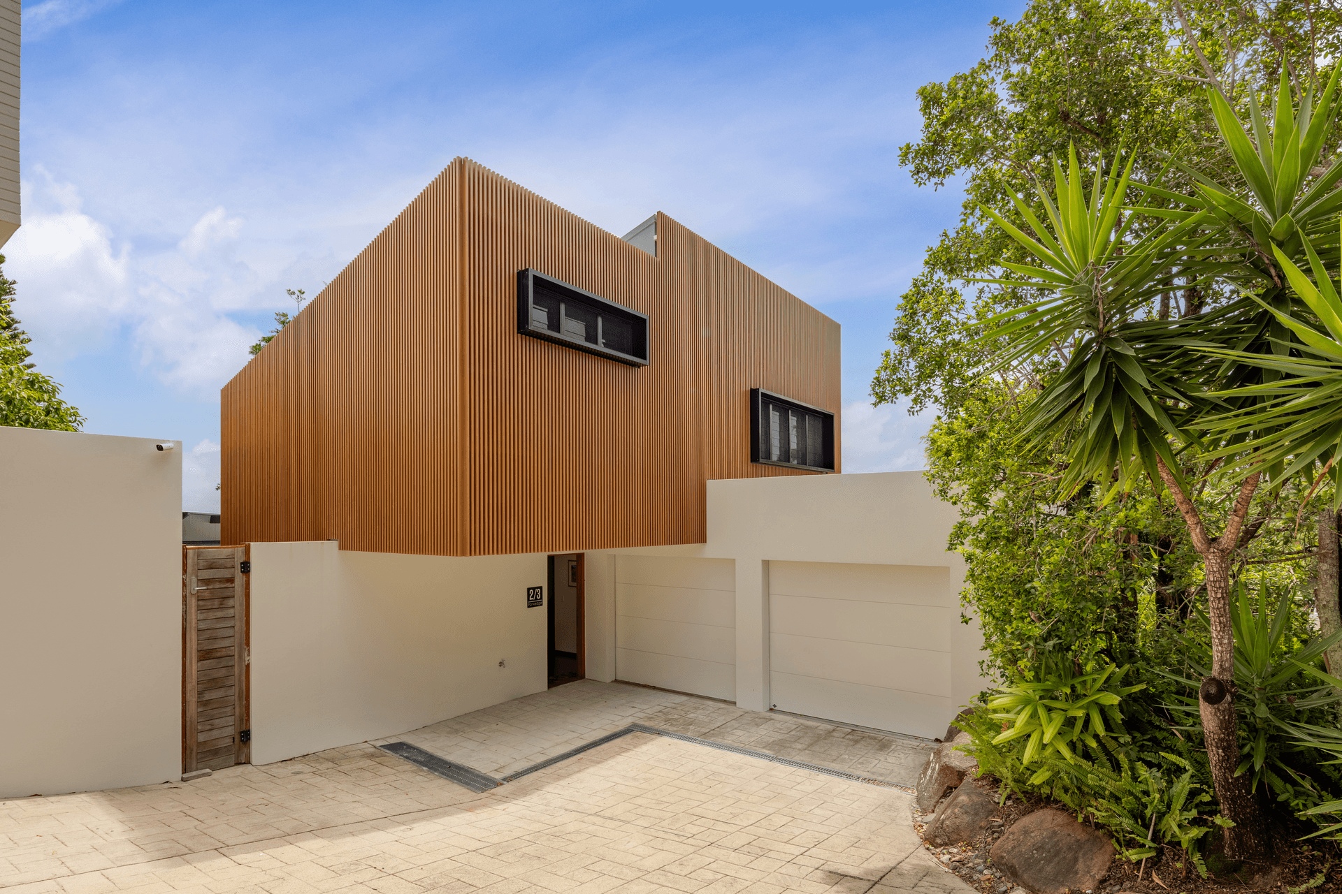 2/3 Parkedge Road, Sunshine Beach, QLD 4567