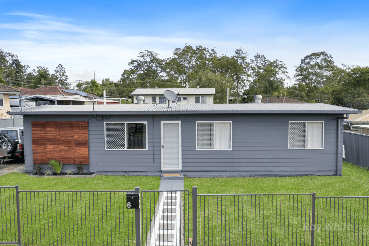 6 Dampier Avenue, EAGLEBY, QLD 4207