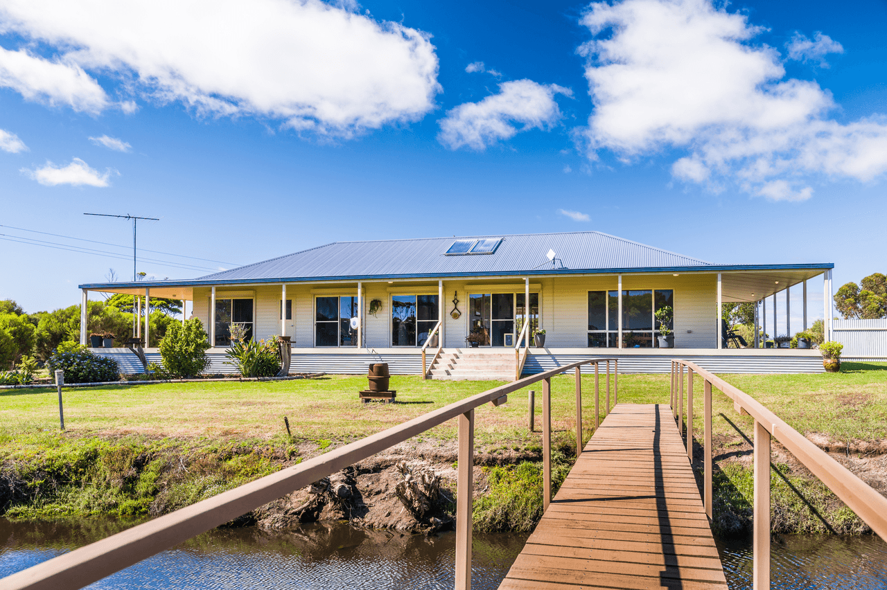 97 Hog Bay Road, CYGNET RIVER, SA 5223