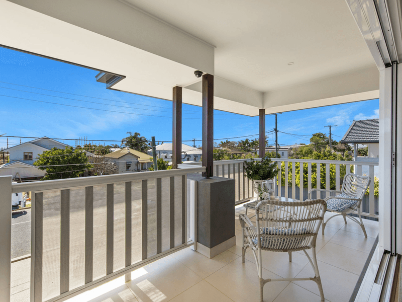 39 Stratton Terrace, WYNNUM, QLD 4178