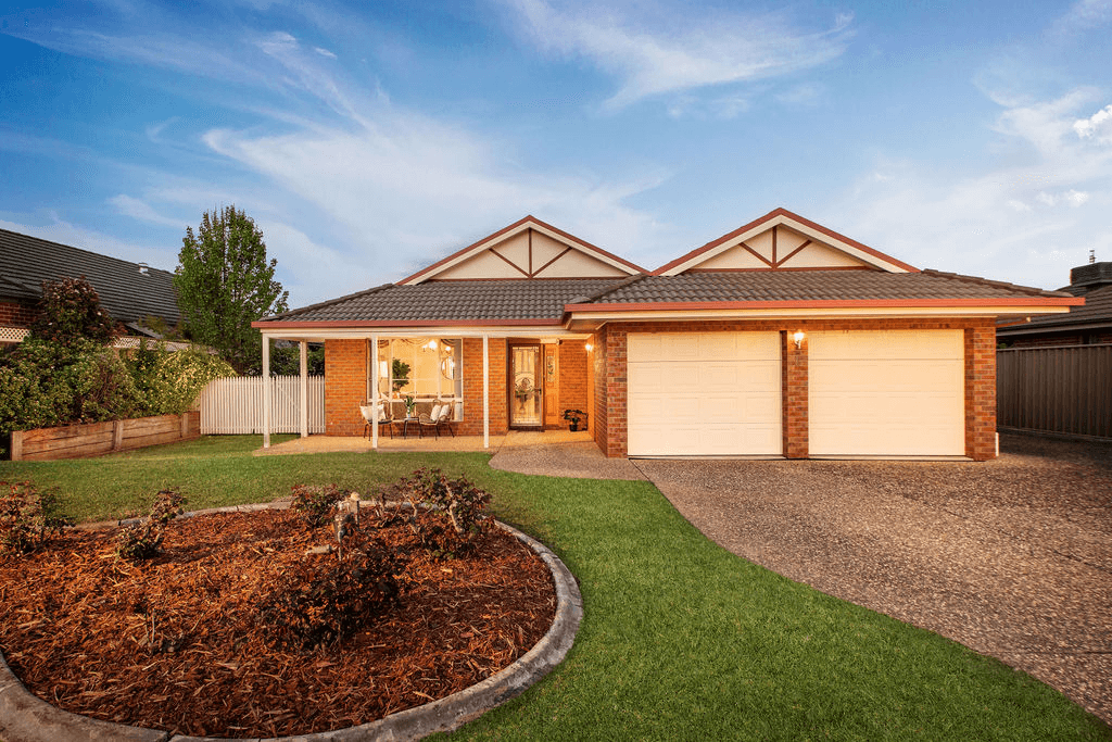 6 Peards Drive, East Albury, NSW 2640