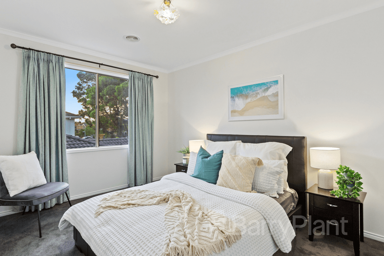 25 Mosman Close, Wantirna South, VIC 3152