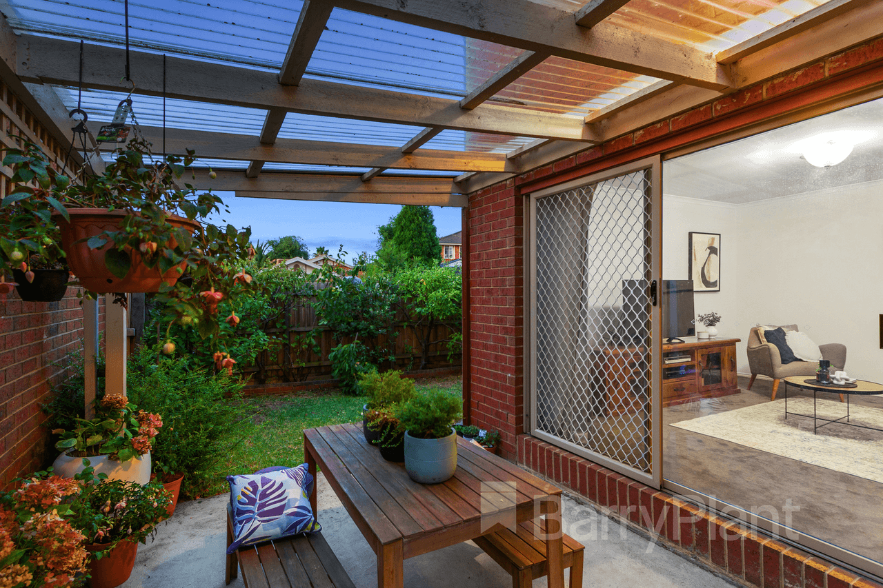 25 Mosman Close, Wantirna South, VIC 3152