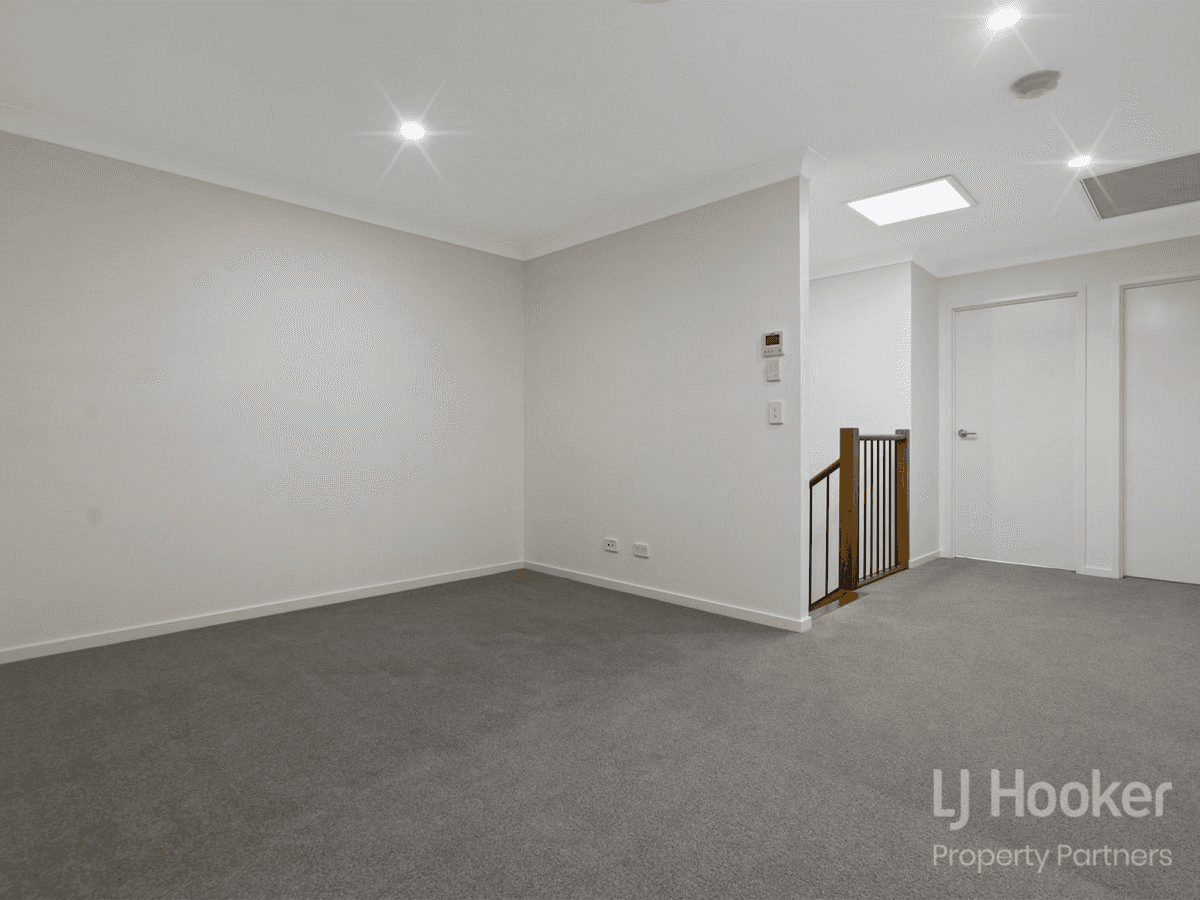 2/1 Luke Close, SUNNYBANK HILLS, QLD 4109