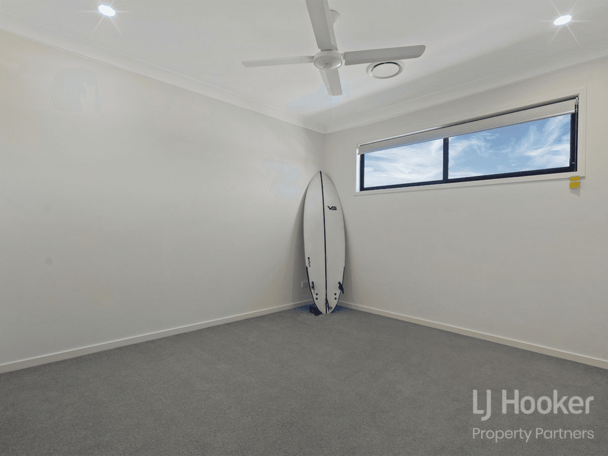 2/1 Luke Close, SUNNYBANK HILLS, QLD 4109