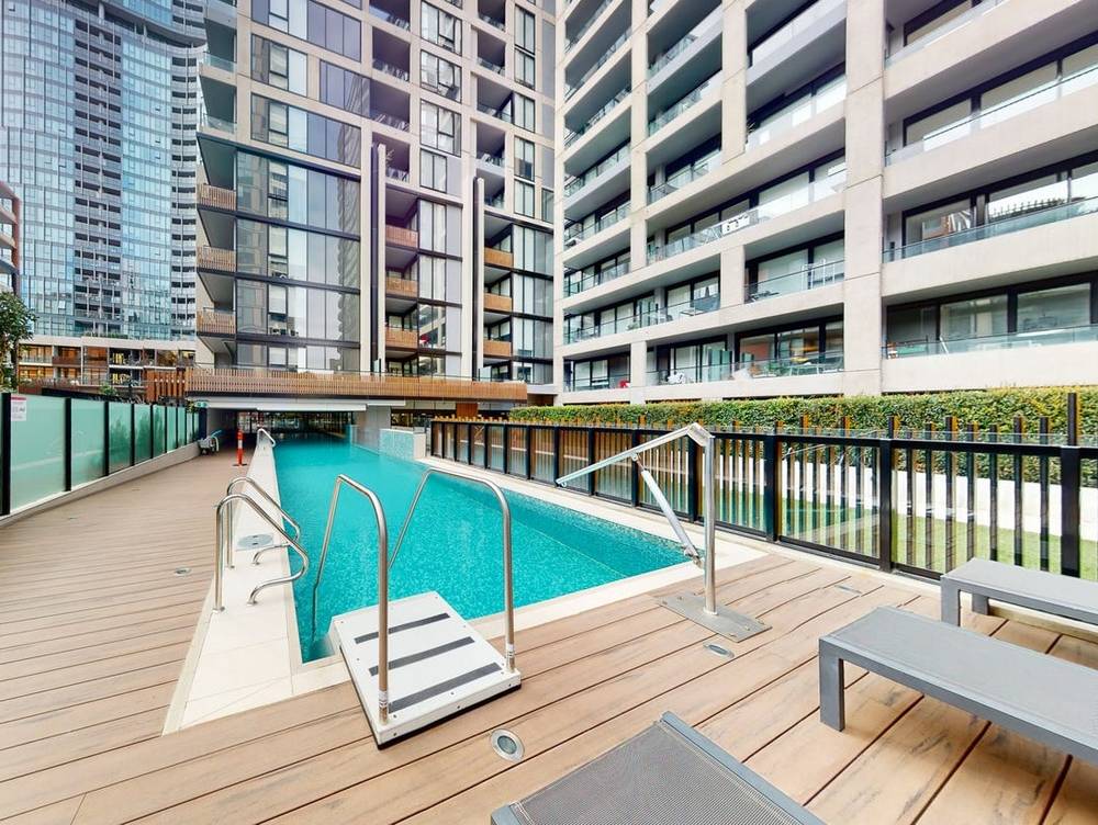 1006/40 Hall Street, MOONEE PONDS, VIC 3039