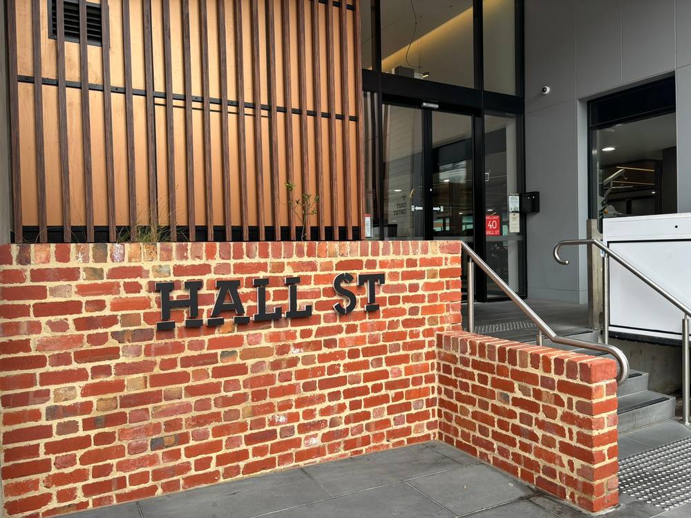 1006/40 Hall Street, MOONEE PONDS, VIC 3039