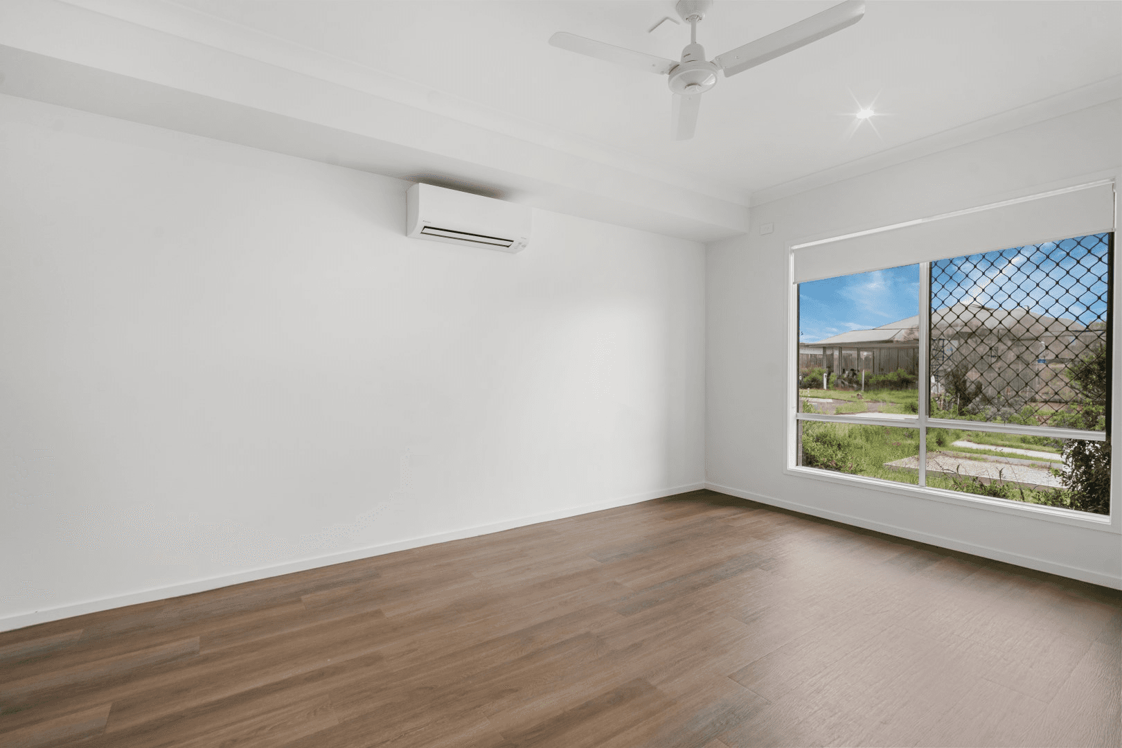 6 Highfield Street, BUNDAMBA, QLD 4304