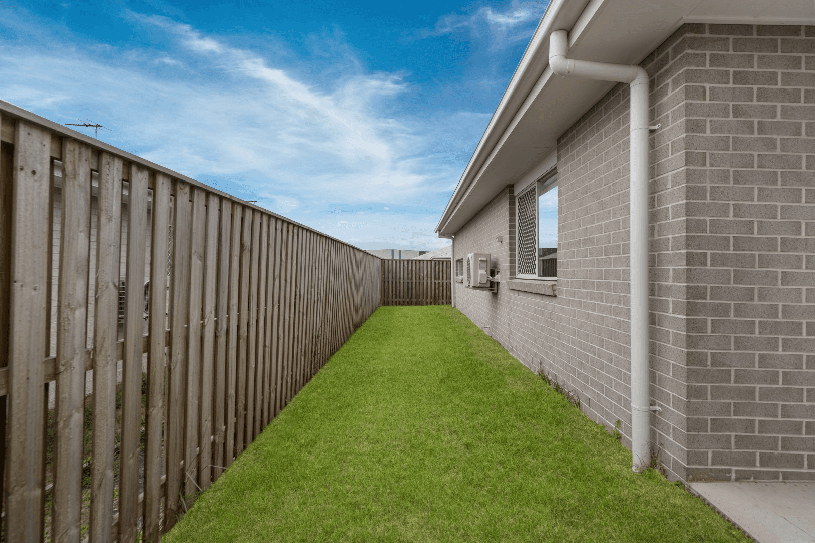 6 Highfield Street, BUNDAMBA, QLD 4304